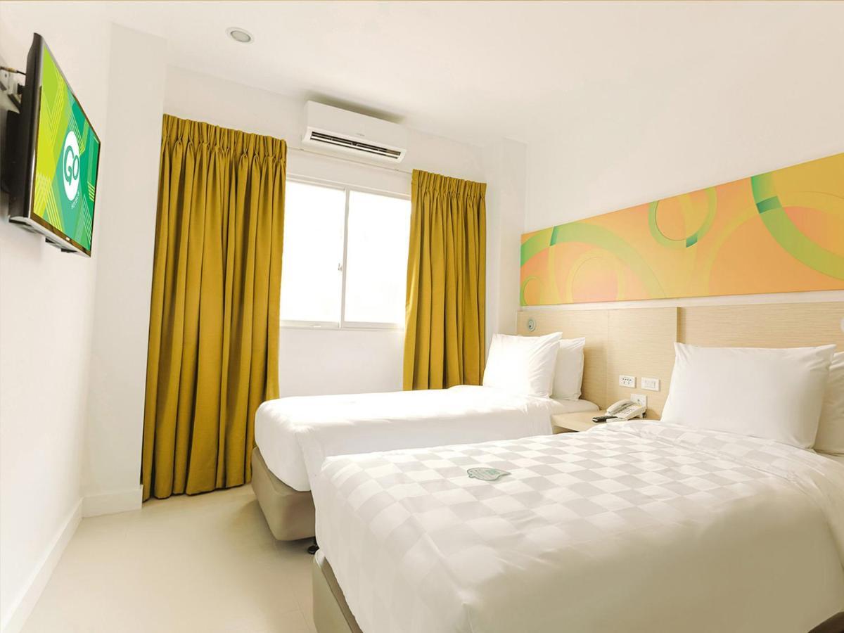 Go Hotels Timog Ciudad Quezon Exterior foto