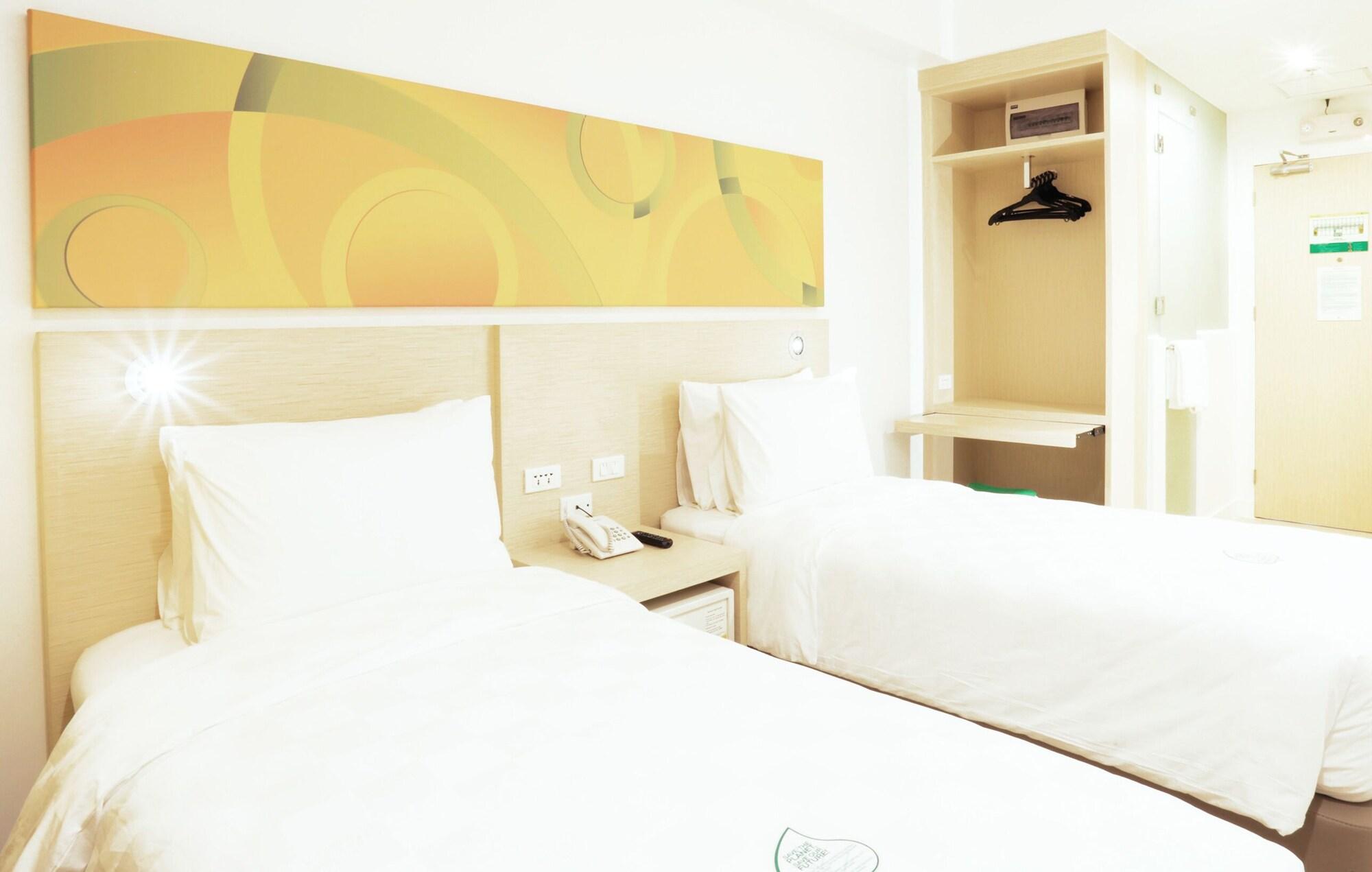 Go Hotels Timog Ciudad Quezon Exterior foto